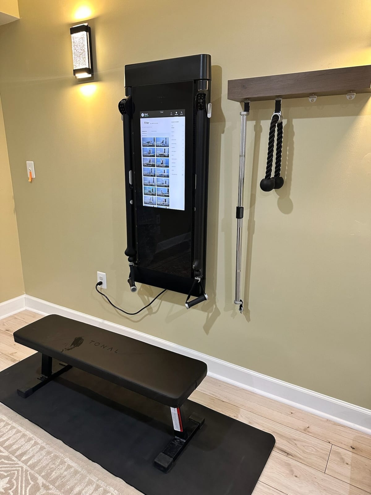 2022 Tonal Home Gym – Like New, Smart Accessories & Shelf Included – Springfield, VA