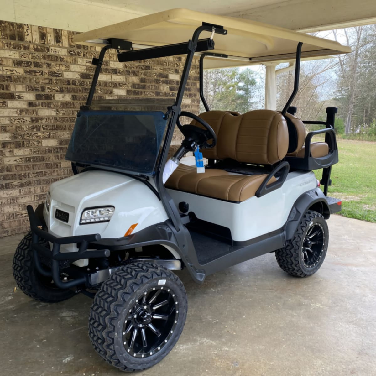 2022 Club Car Onward 4 Passenger Lifted – Like New, Premium Seats – Meridian, MS