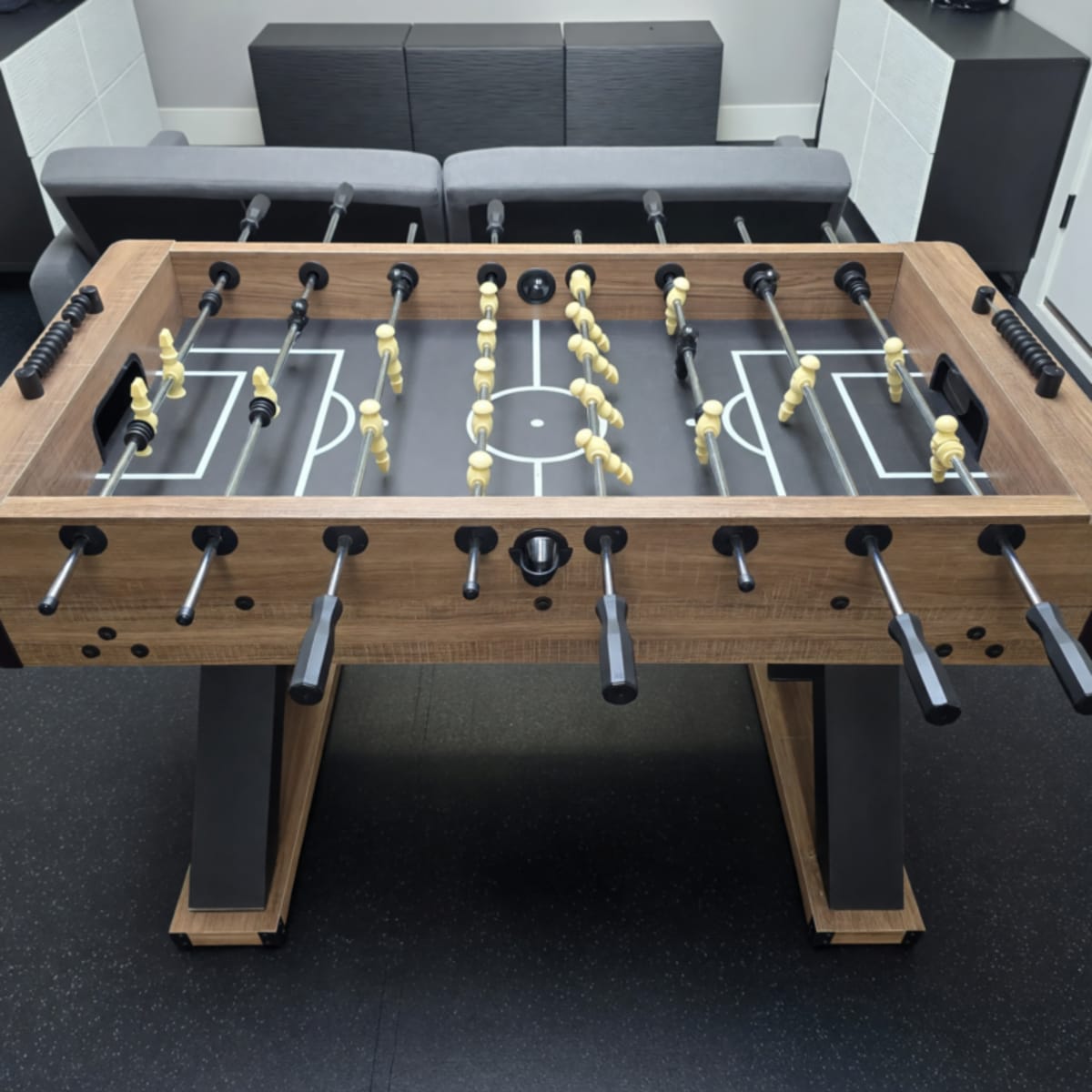 Hathaway Excalibur NG5030 Foosball Table – Like New, 54in – San Antonio, TX