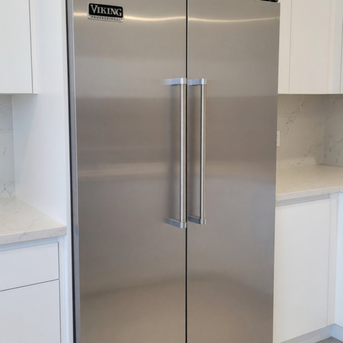2010 Viking VCSB482SS Side-by-Side Refrigerator – Fair Condition, 29 Cu Ft – Gilbert, AZ
