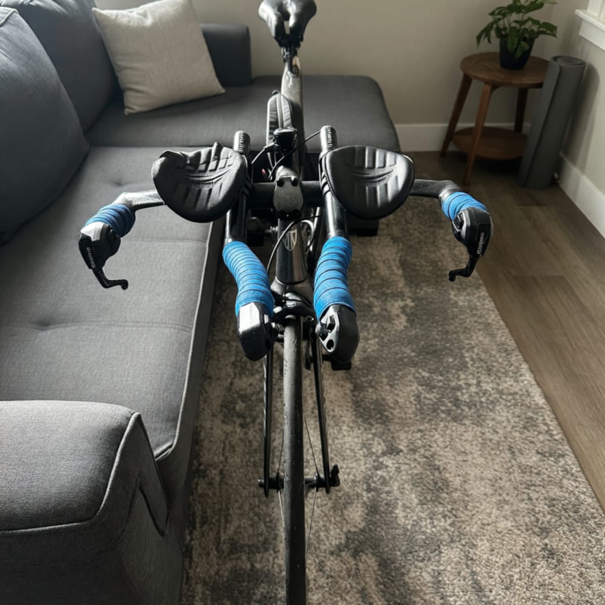 2012 Trek Concept Electric Bike – Good Condition, Carbon Frame – Miami, FL