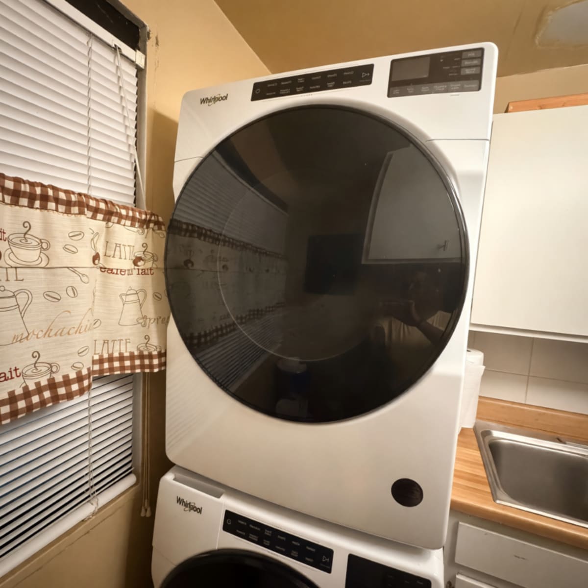 Whirlpool Gas Dryer WGD5605MW1 – Like New, White – Paterson, NJ