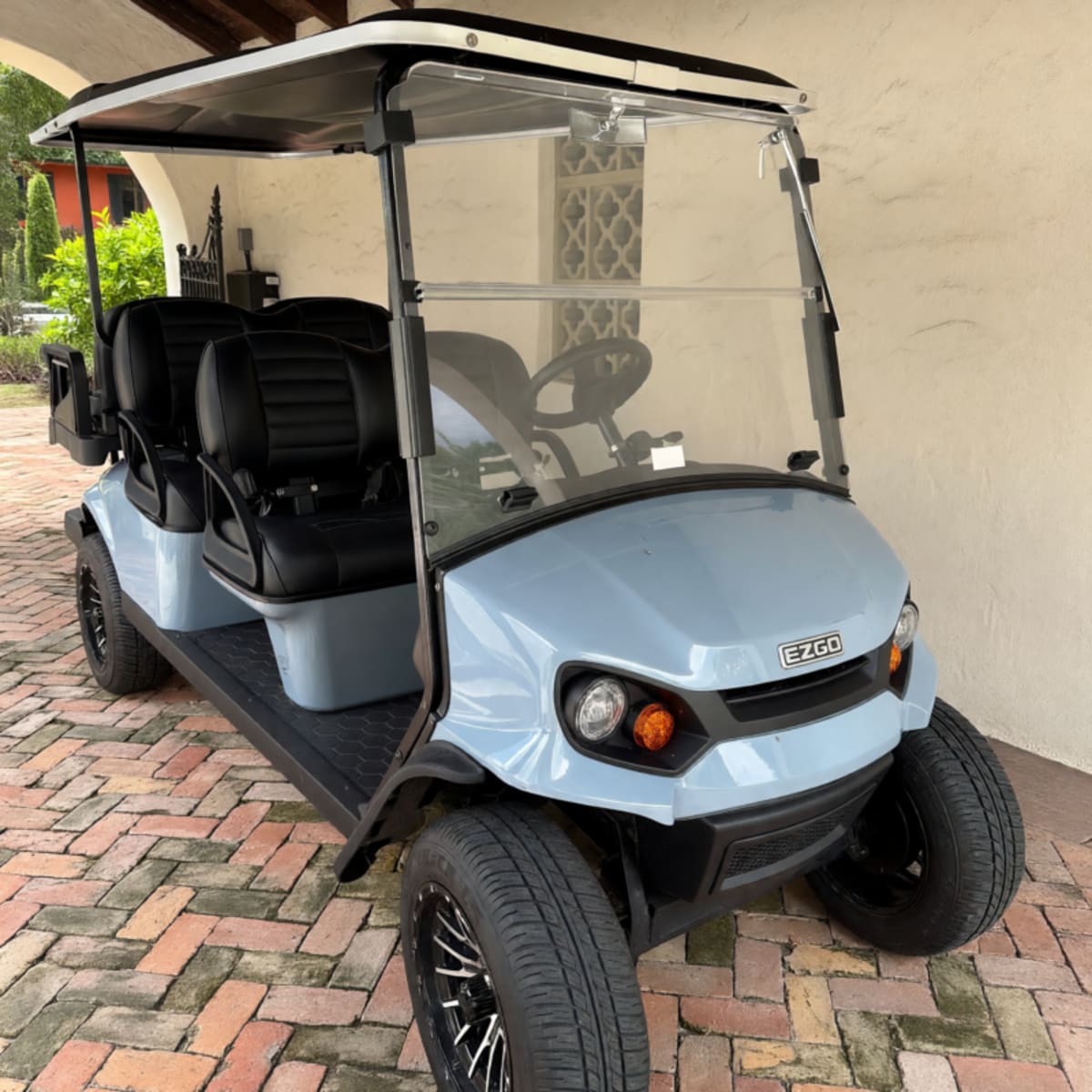 2023 Ez-Go Express L6 Elite Golf Cart – Good Condition, 6-Seater – Coral Gables, FL