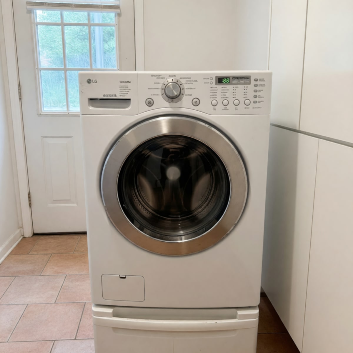 LG Tromm Electric Dryer – Good Condition, Energy Star Certified – Killeen, TX