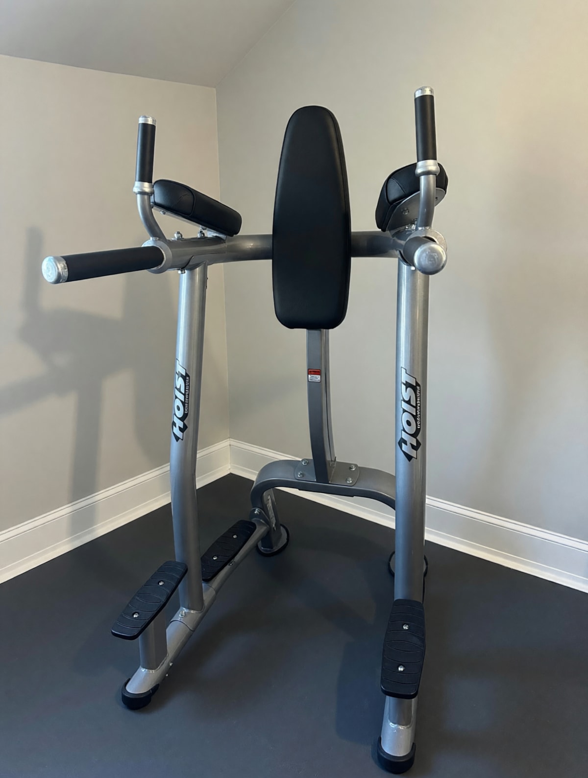 Hoist VKR Vertical Knee Raise Dip Station – Like New Condition – Augusta, GA