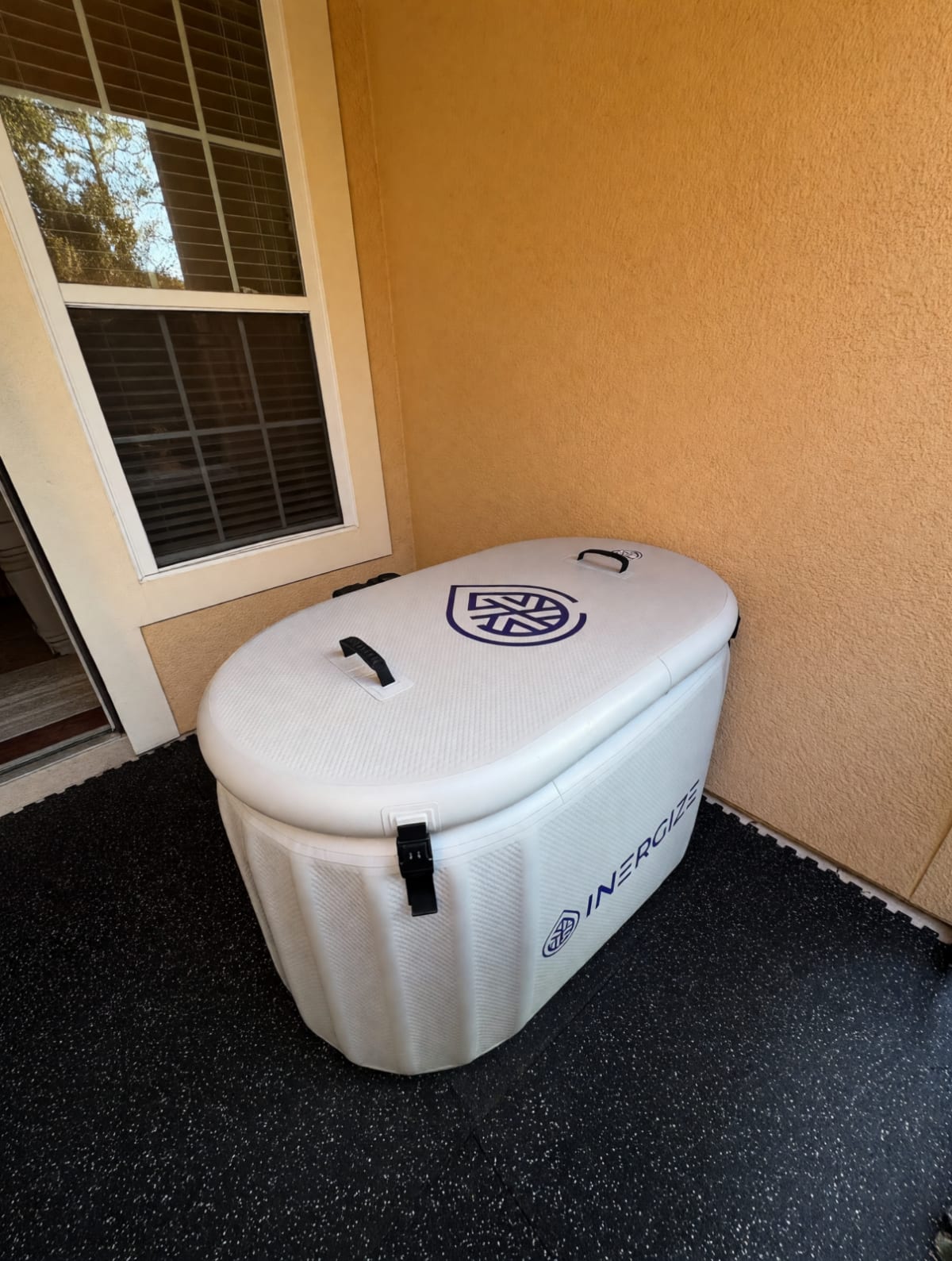 2025 Inergize Inflatable Cold Plunge – Like New, External Chiller – Mount Dora, FL