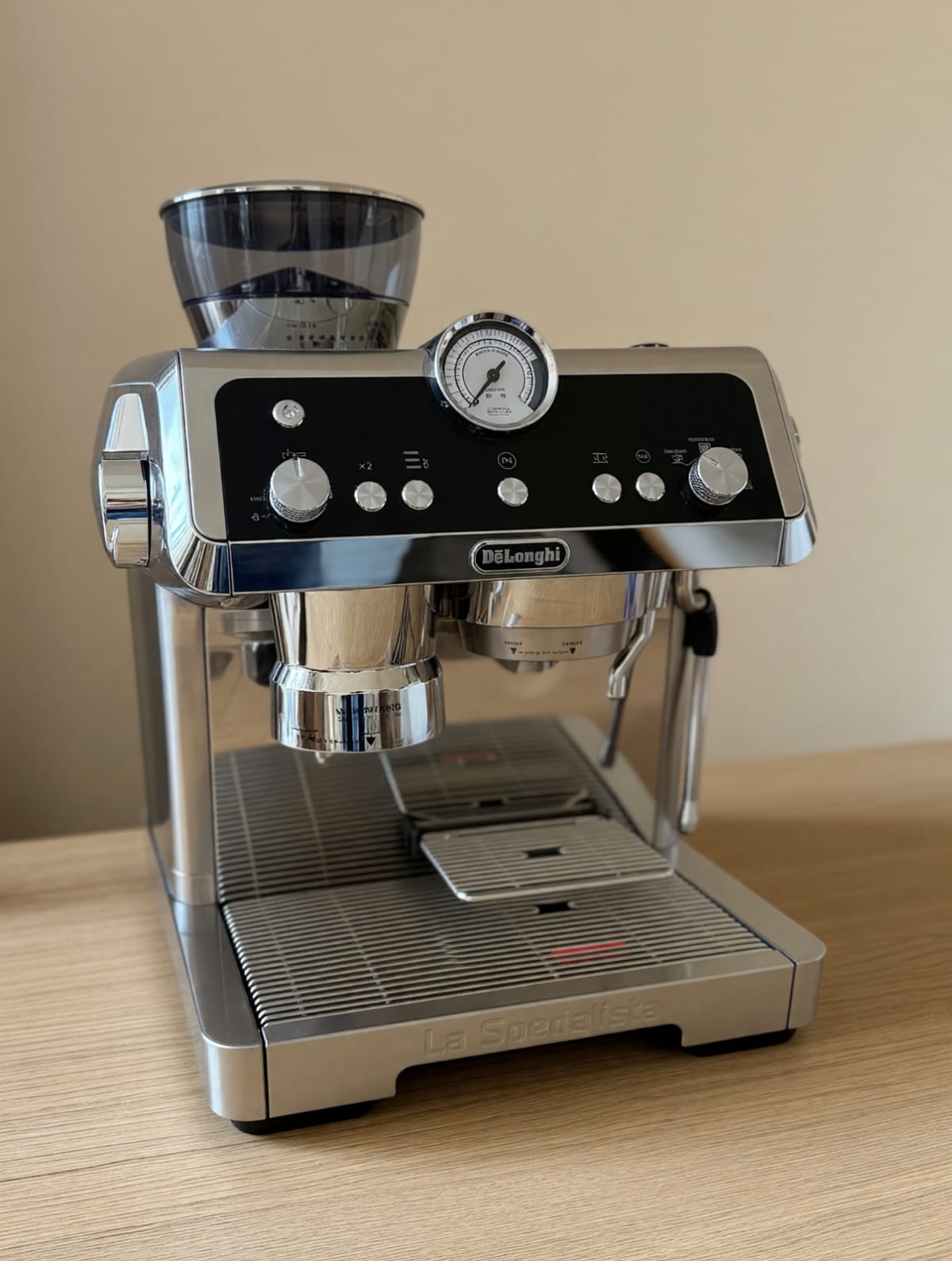 2021 De’Longhi Espresso Machine – Good Condition, Built-in Grinder – Frisco, TX