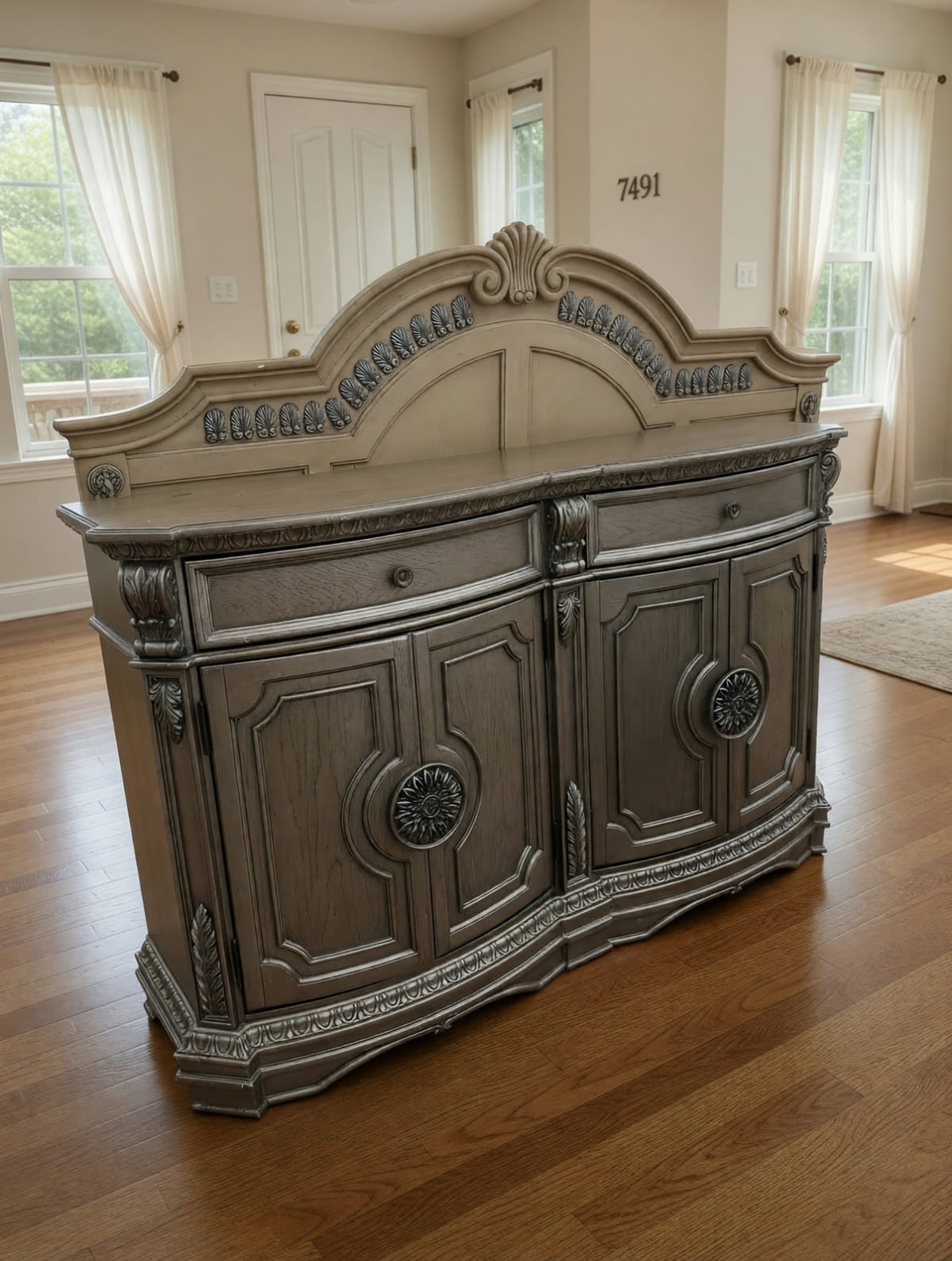 Pulaski California King & Queen Bedroom Sets with Dining Set – Like New – Hollywood, FL