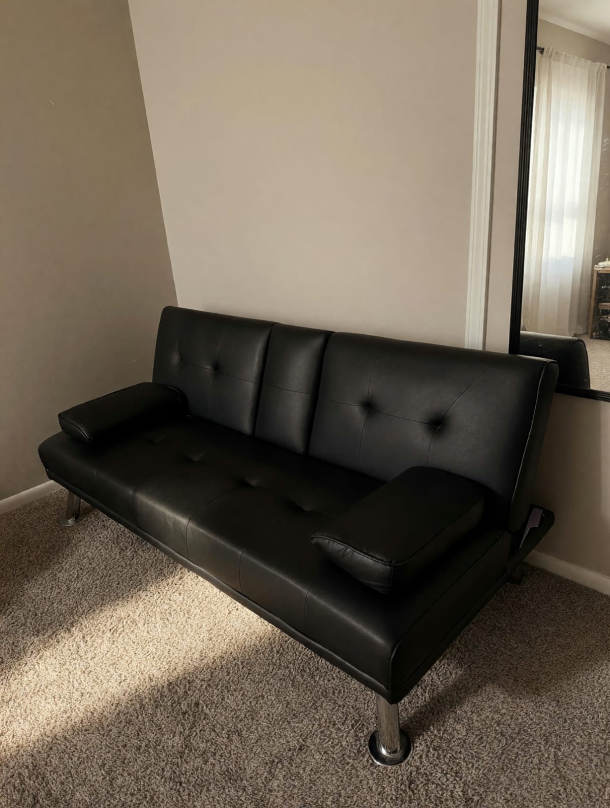New Hisense 50″ Roku TV Leather Sofa Bed Dining Set and Twin Beds – Olathe, KS