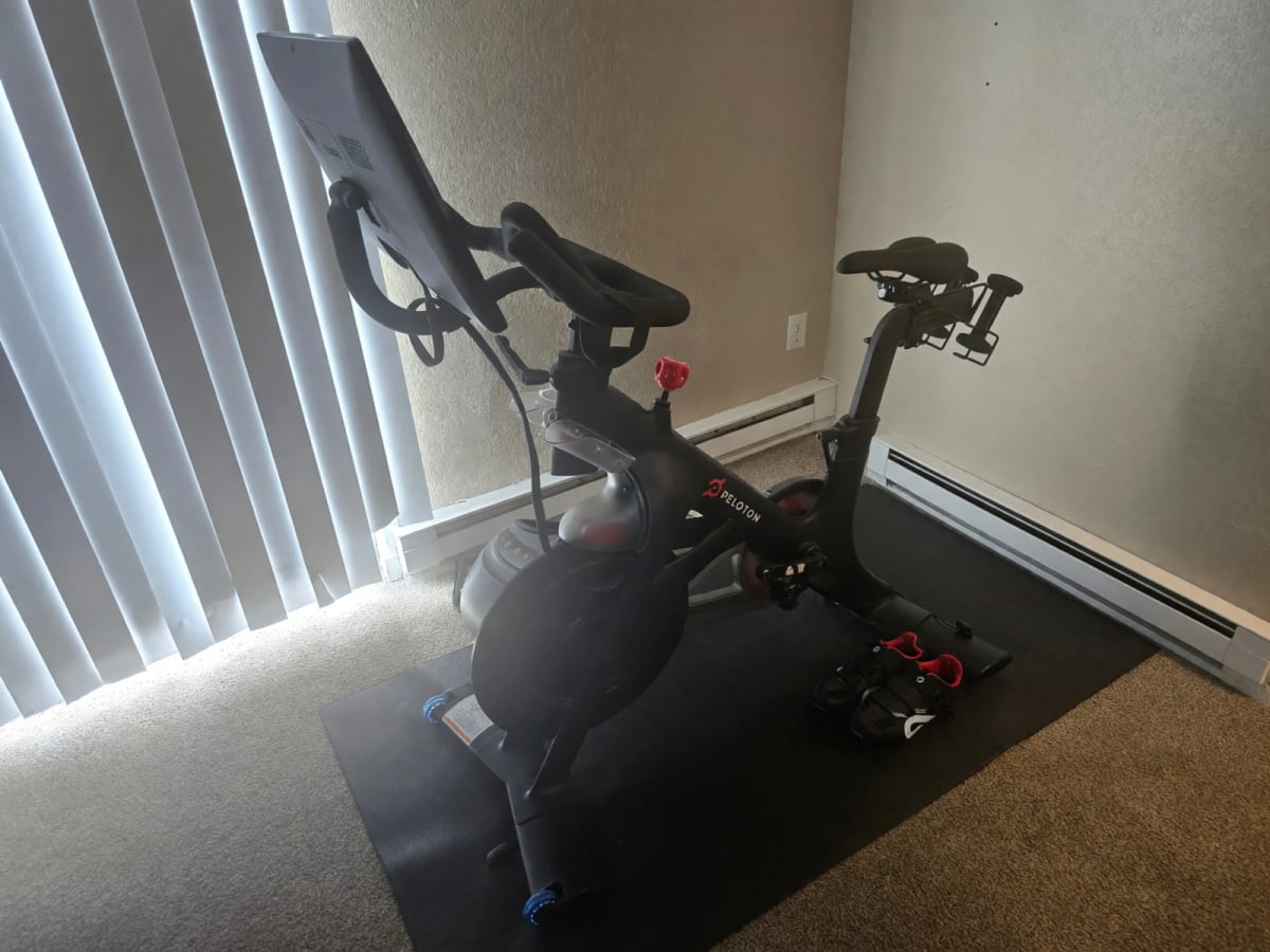 2022 Peloton Bike – Good Condition, Includes Shoes & Mat – York, PA