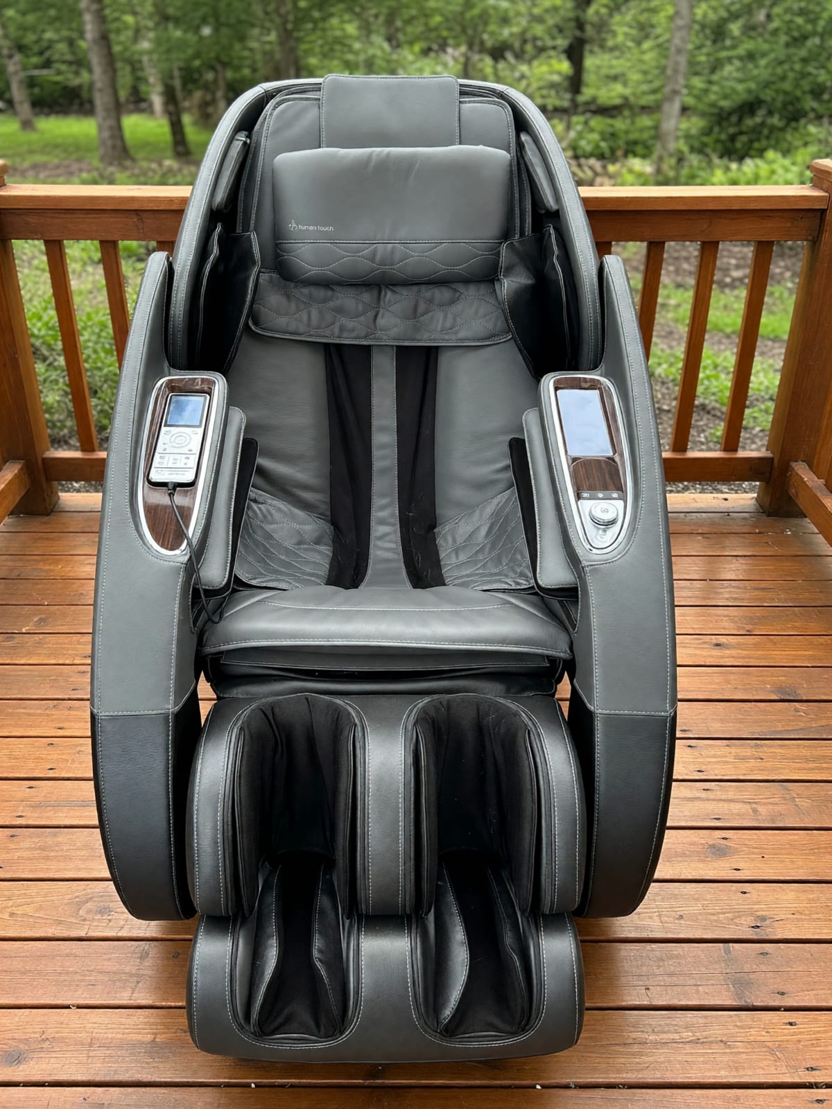 2025 Human Touch Novo Flex Massage Chair – Like New, 4 Hours Used – Portland, ME
