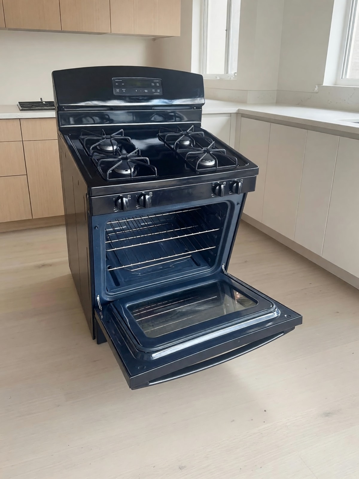 GE Gas Stove in New Condition