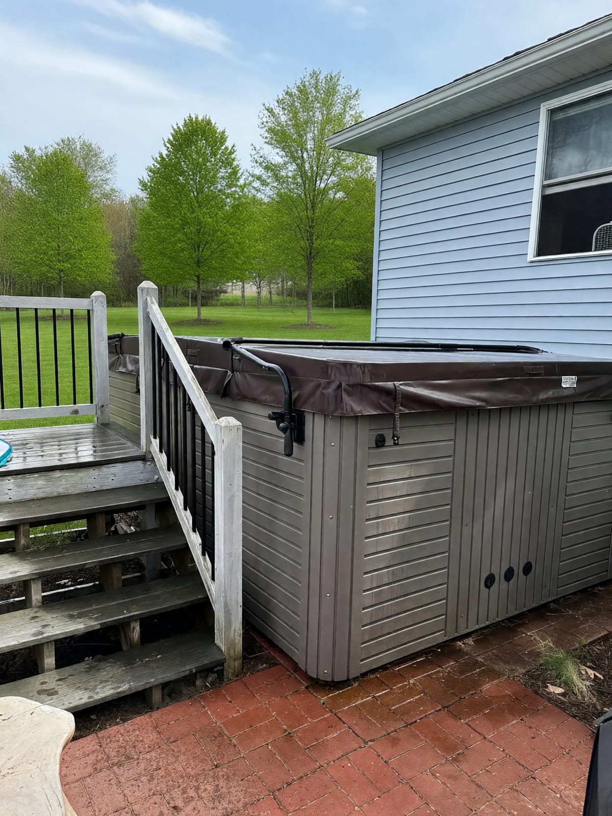 H2X HEX Trainer 12 Swim Spa in Good Condition