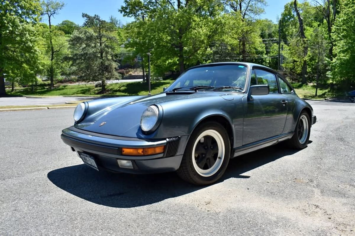 1987 Porsche 911 Carrera in Good Condition