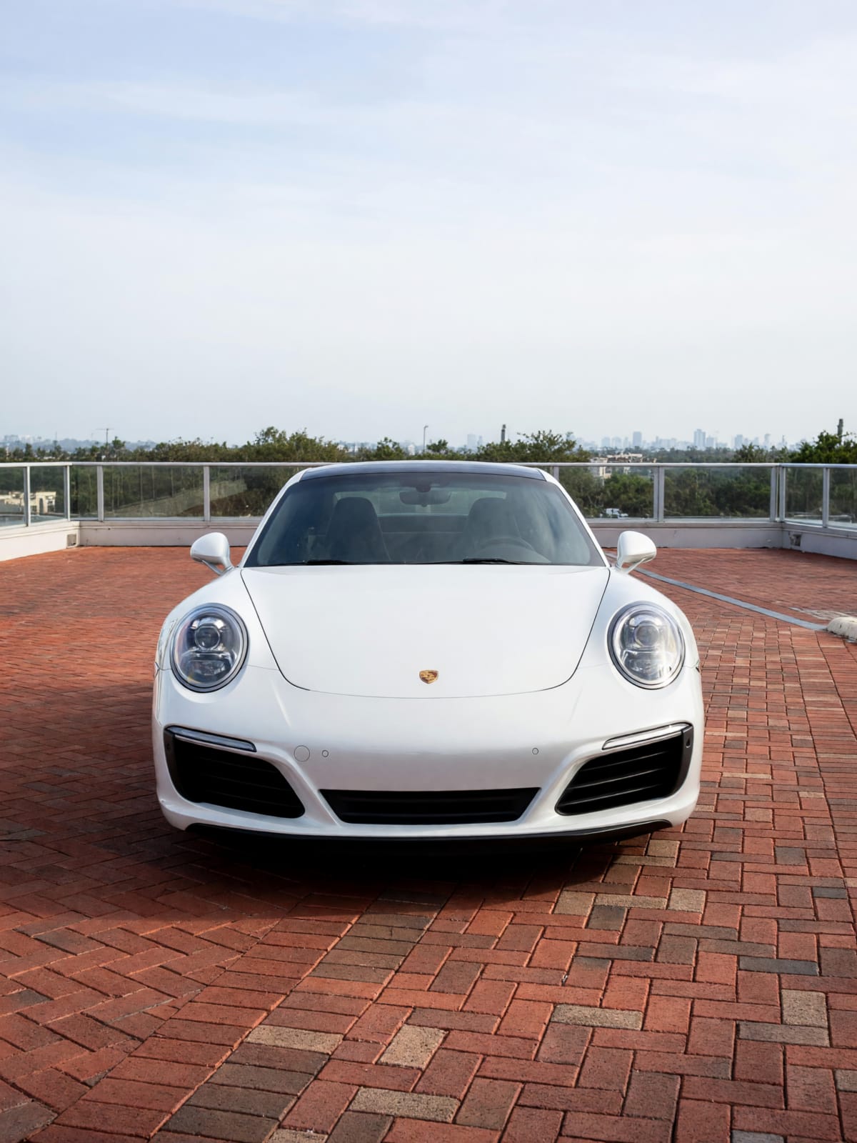 2018 Porsche 911 Carrera 2 Coupe 2D in Excellent Condition