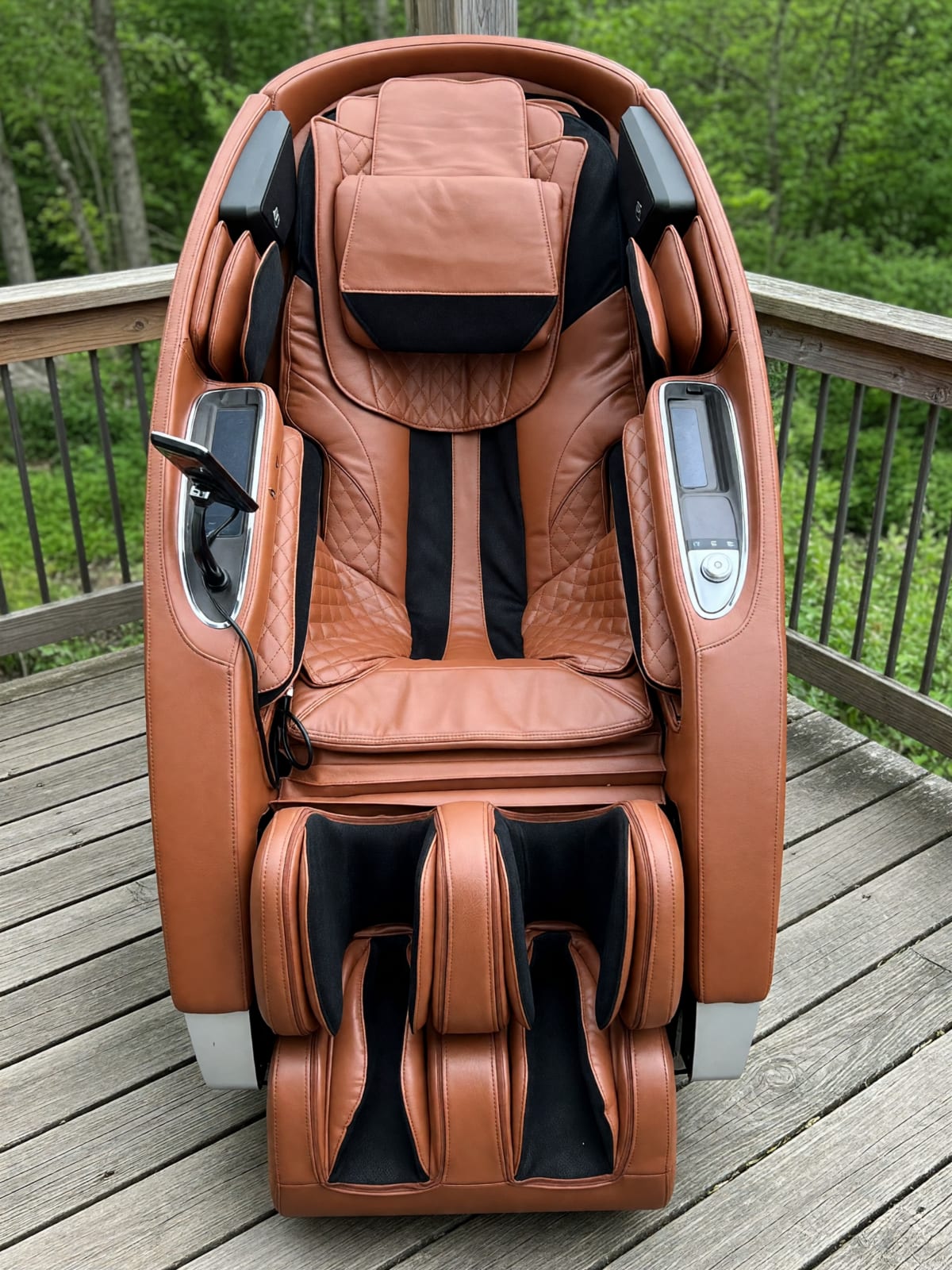 Human Touch Super Novo Massage Chair in Like New Condition, Ramona CA