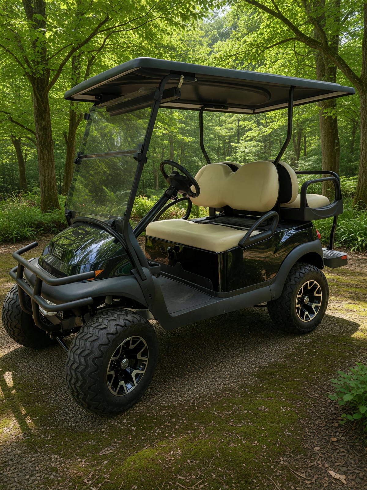 Club Car 2021 Gas Powered Lifted Golf Cart in Like New Condition
