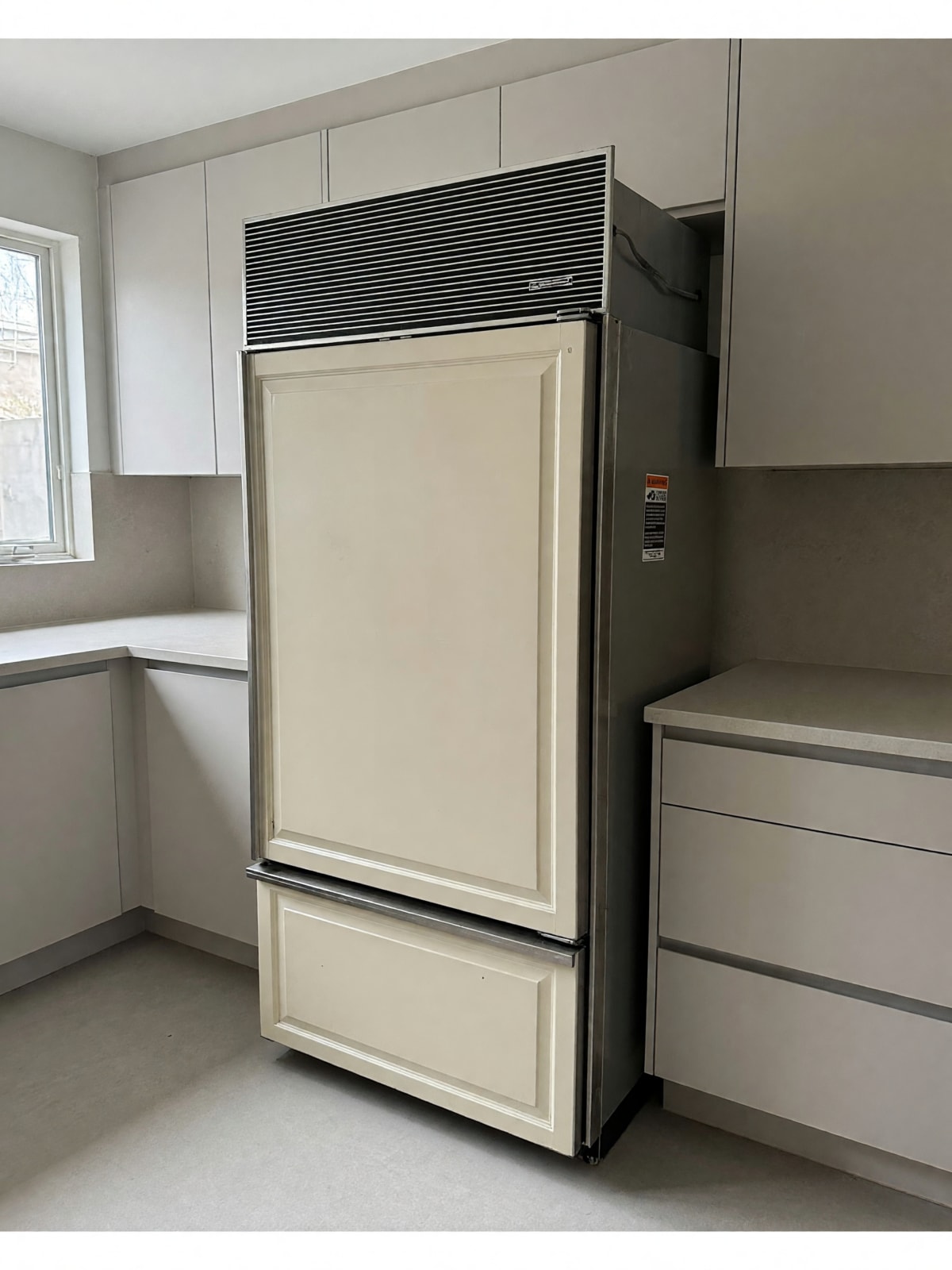 2003 Sub-Zero 650/F 36 Inch Built-In Bottom Freezer Good Condition – Charlottesville, VA