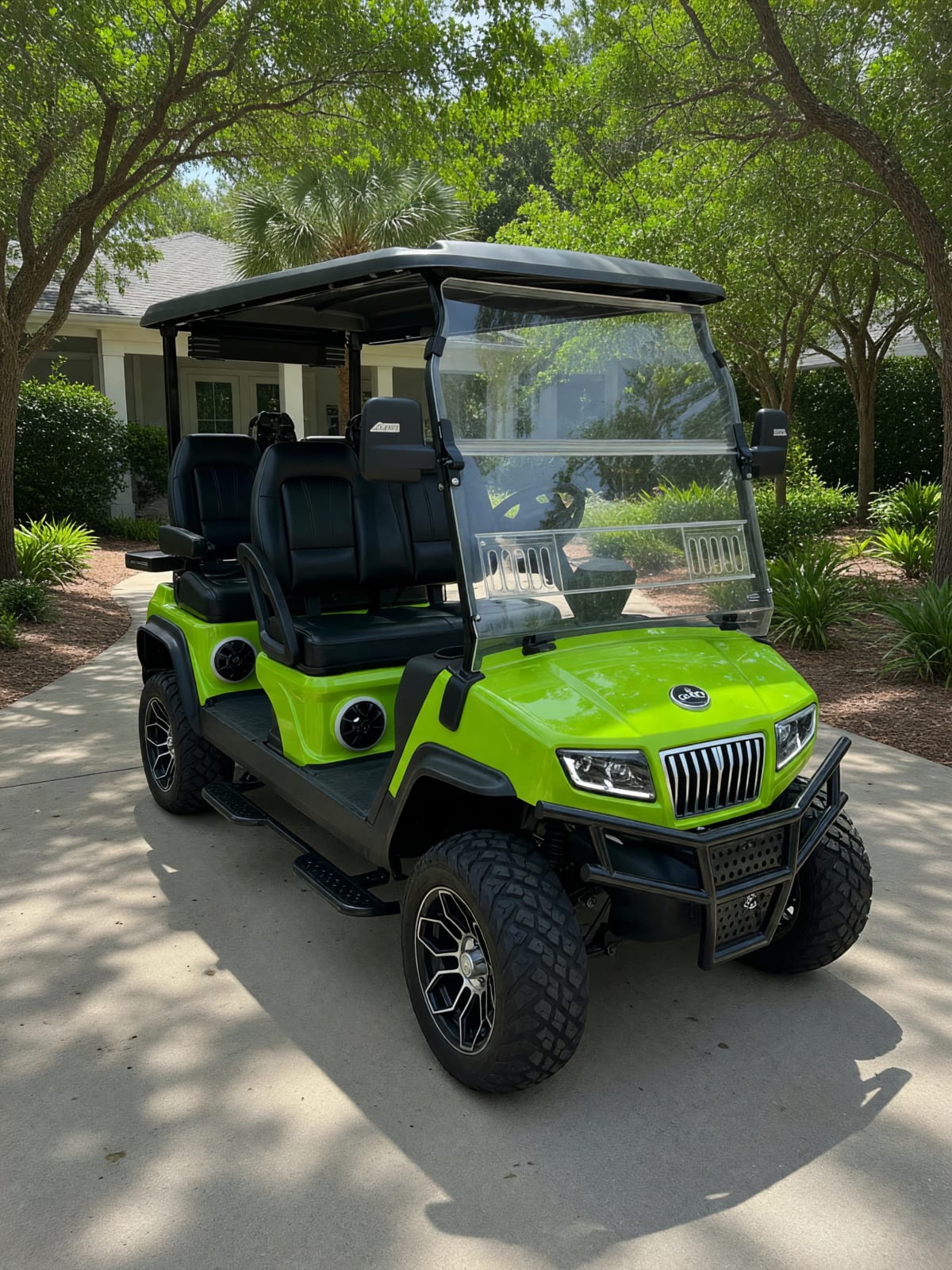 2025 Evolution D5 Maverick 4 Plus LSV Golf Cart in Like New Condition