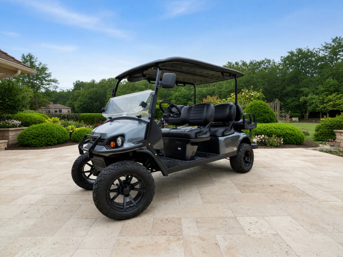 2021 EZGO Express L6 72v in Like New Condition