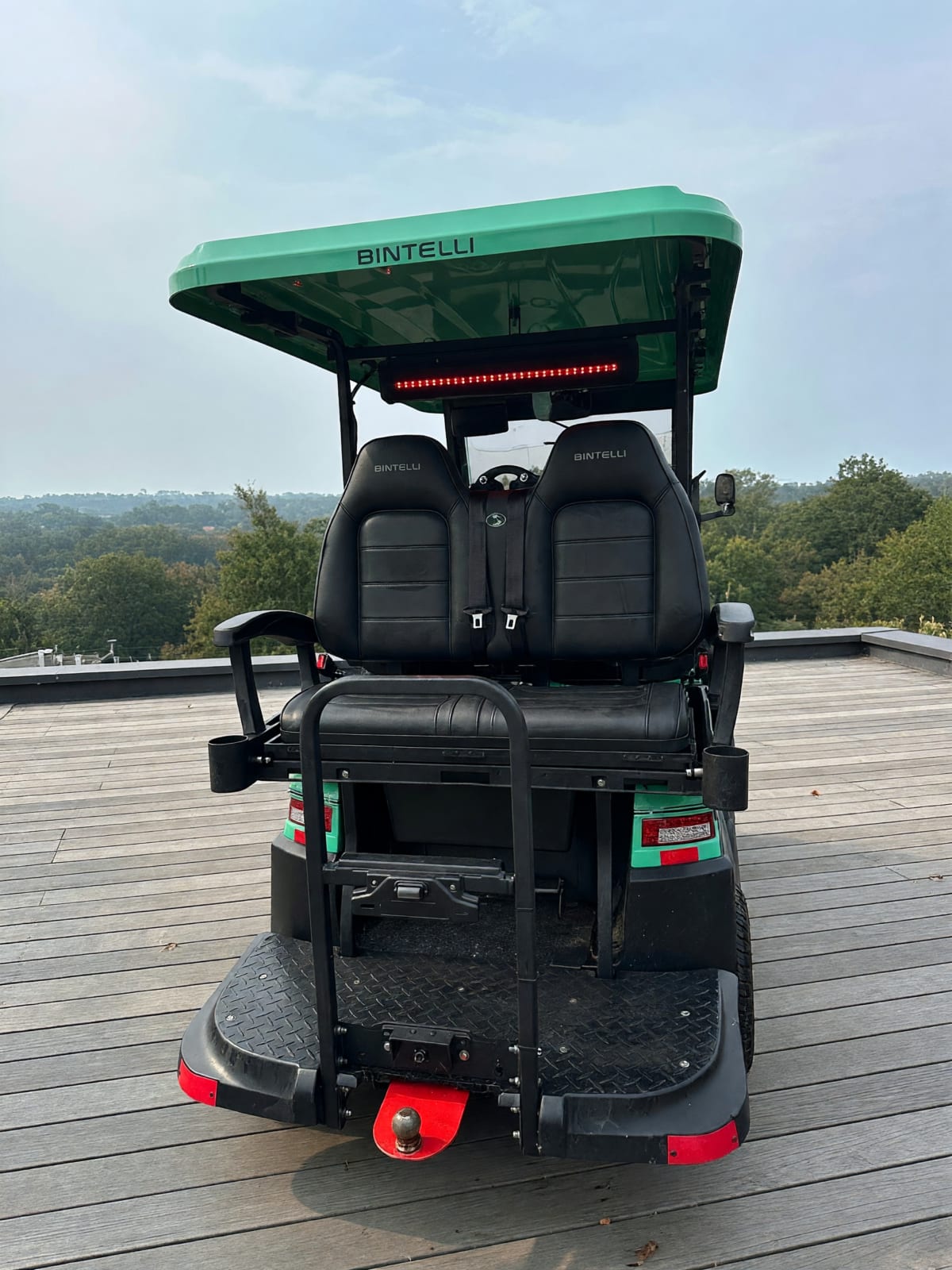 Bintelli Beyond 4-Person Electric Golf Cart in Like New Condition