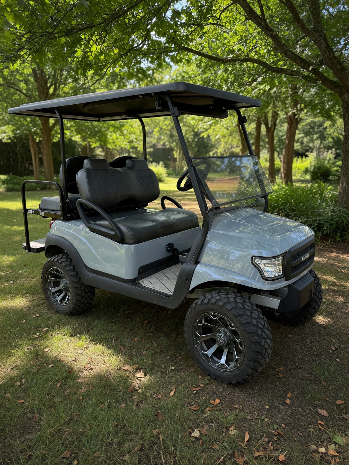 Club Car Golf Cart in Like New Condition