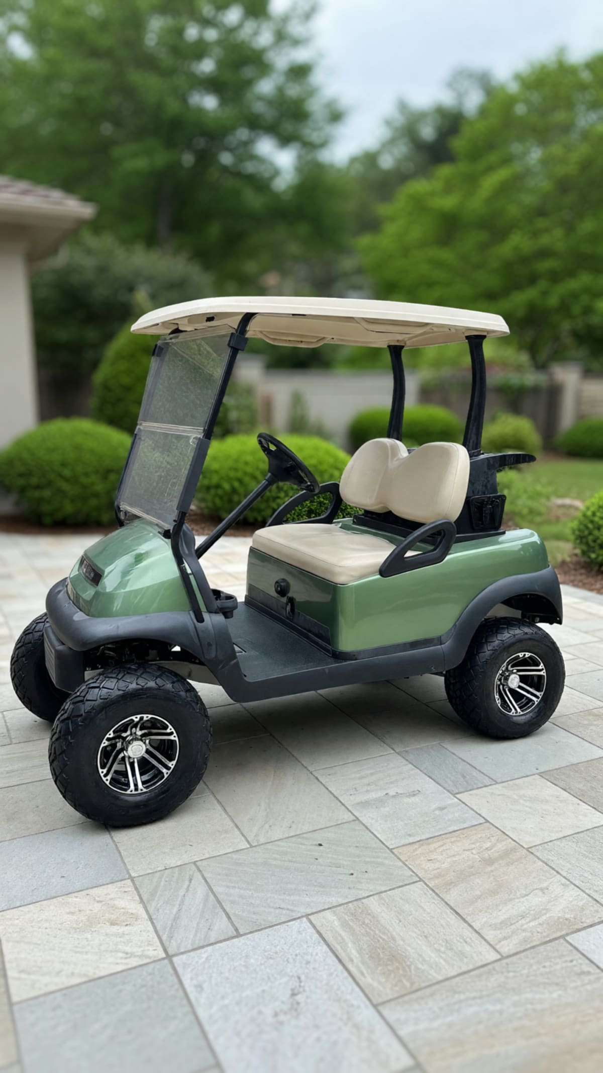 Club Car Precedent Golf Cart in Good Condition