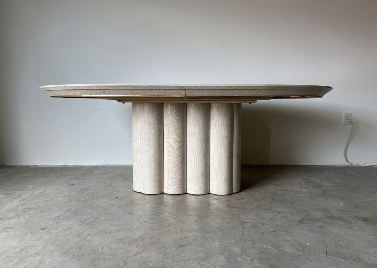 Henredon Vintage Oval Dining Table – Good Condition – New York, NY