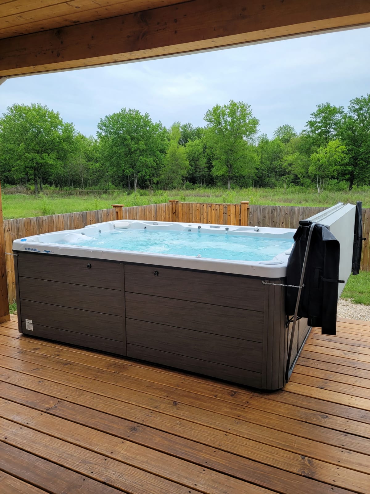 2025 Cal Spa in Like New Condition