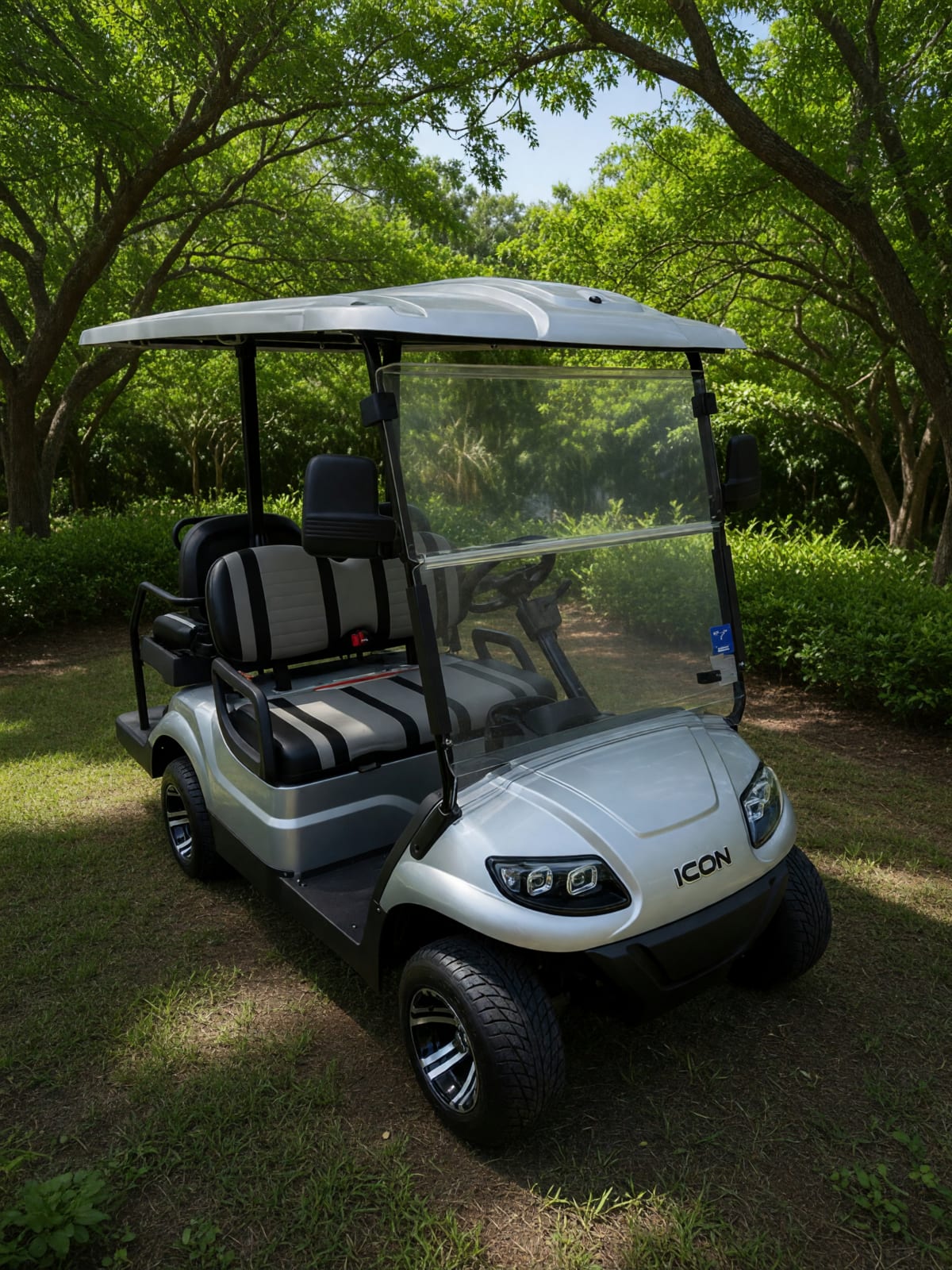 ICON I40 Silver Metallic Golf Cart in Like New Condition