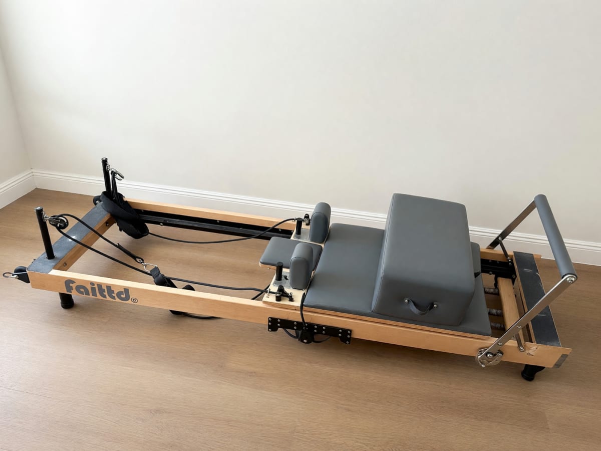 FAITTD Pilates Reformer Machine in New Condition