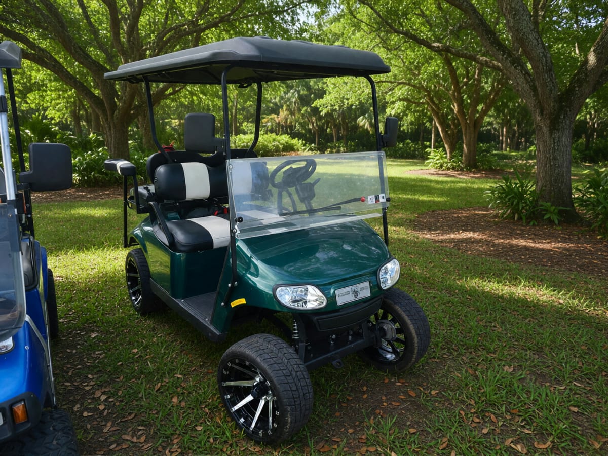 2022 EzGo Golf Cart in Like New Condition