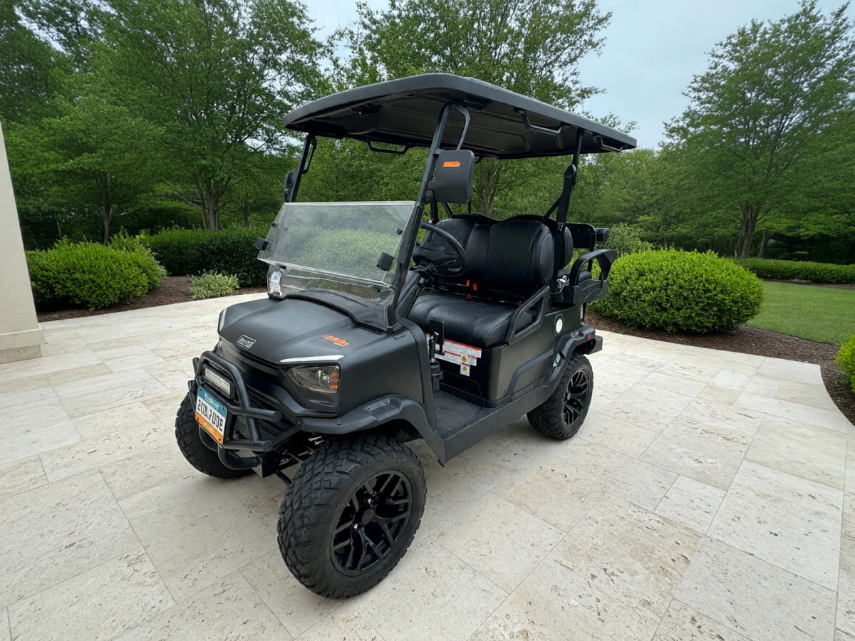 Coleman Powersports CGC2 Electric Golf Cart in Like New Condition