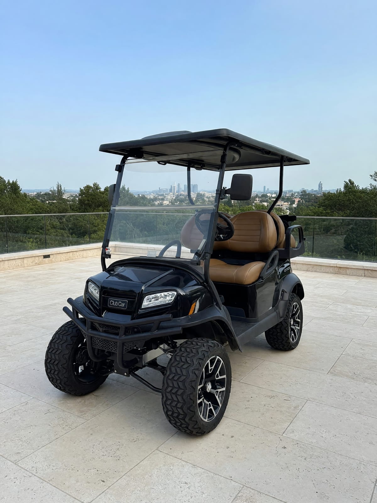 Club Car Onward 4 Pass Lifted Golf Cart in Like New Condition