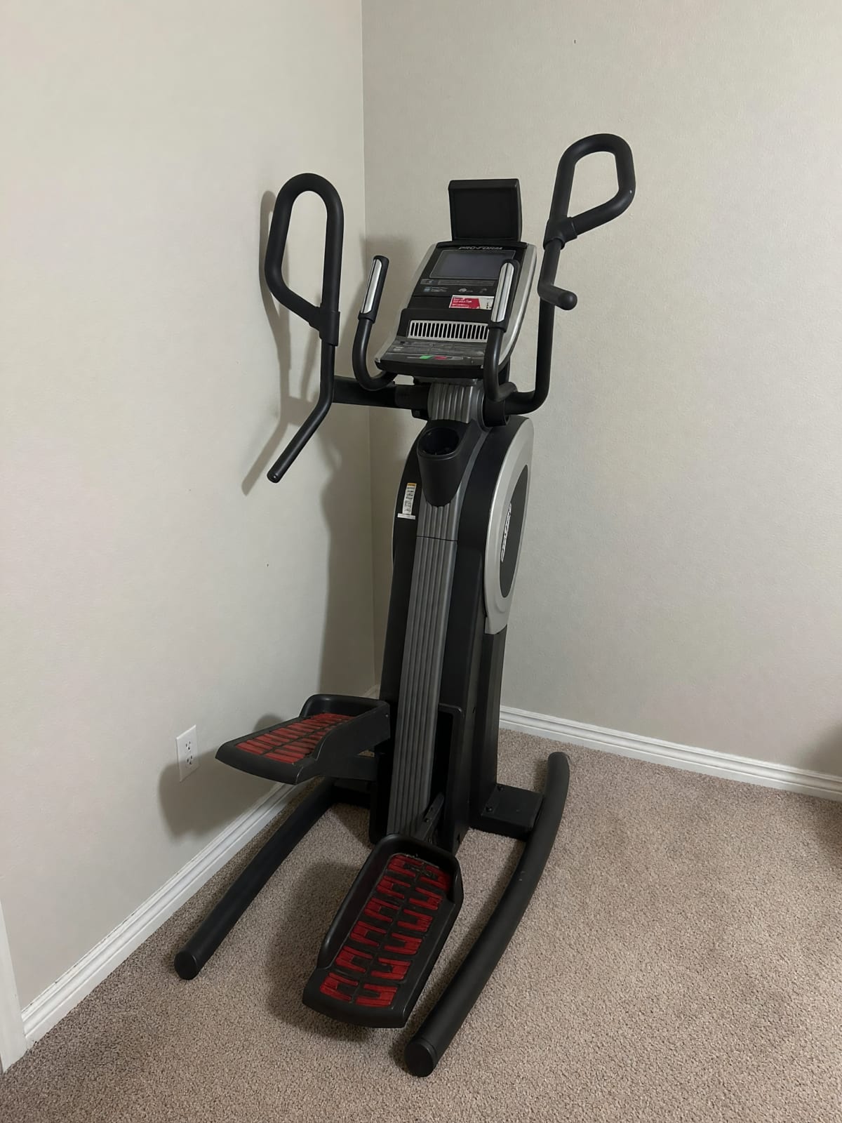 ProForm PFEL09915.2 Elliptical – Good Condition, 32 Programs – Allen, TX