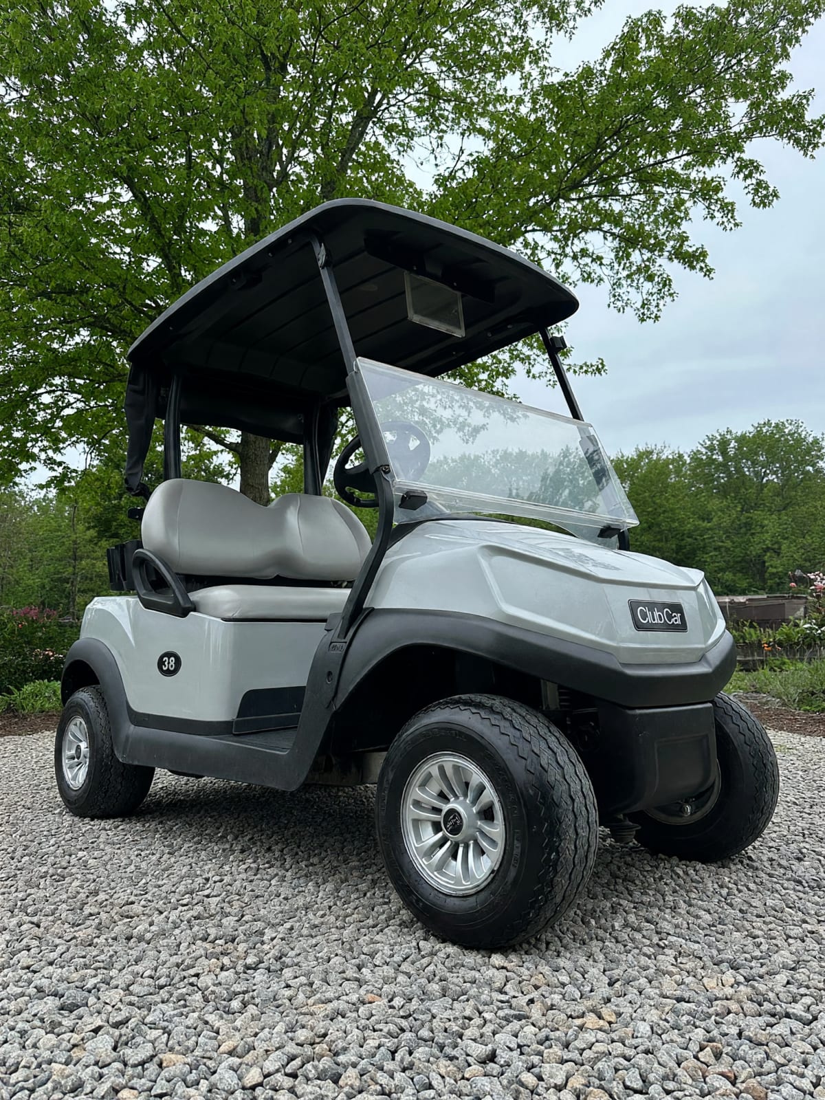 2020 Club Car Tempo Lithium 2 Passenger Golf Cart in Like New Condition