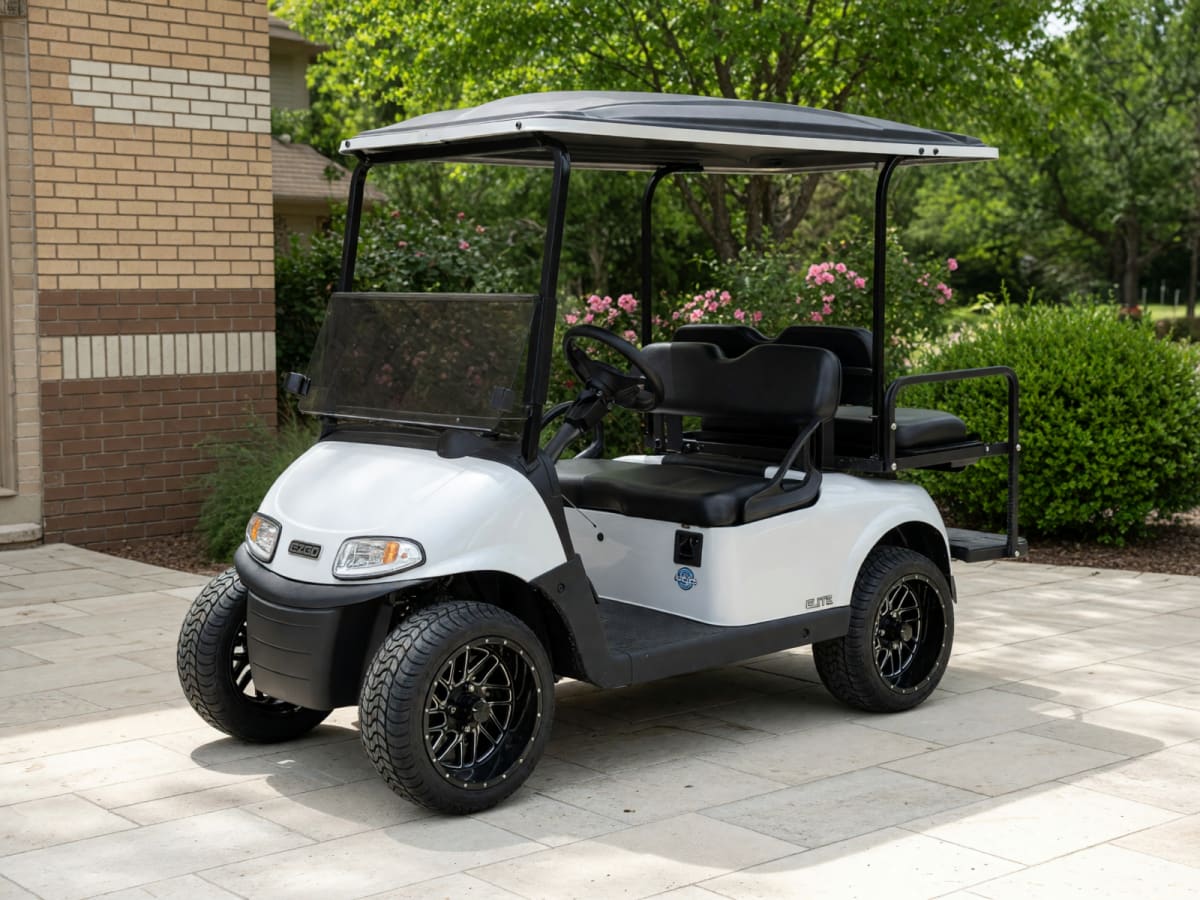 White 2021 EZGO RXV 4 Elite Lithium Golf Cart in Like New Condition