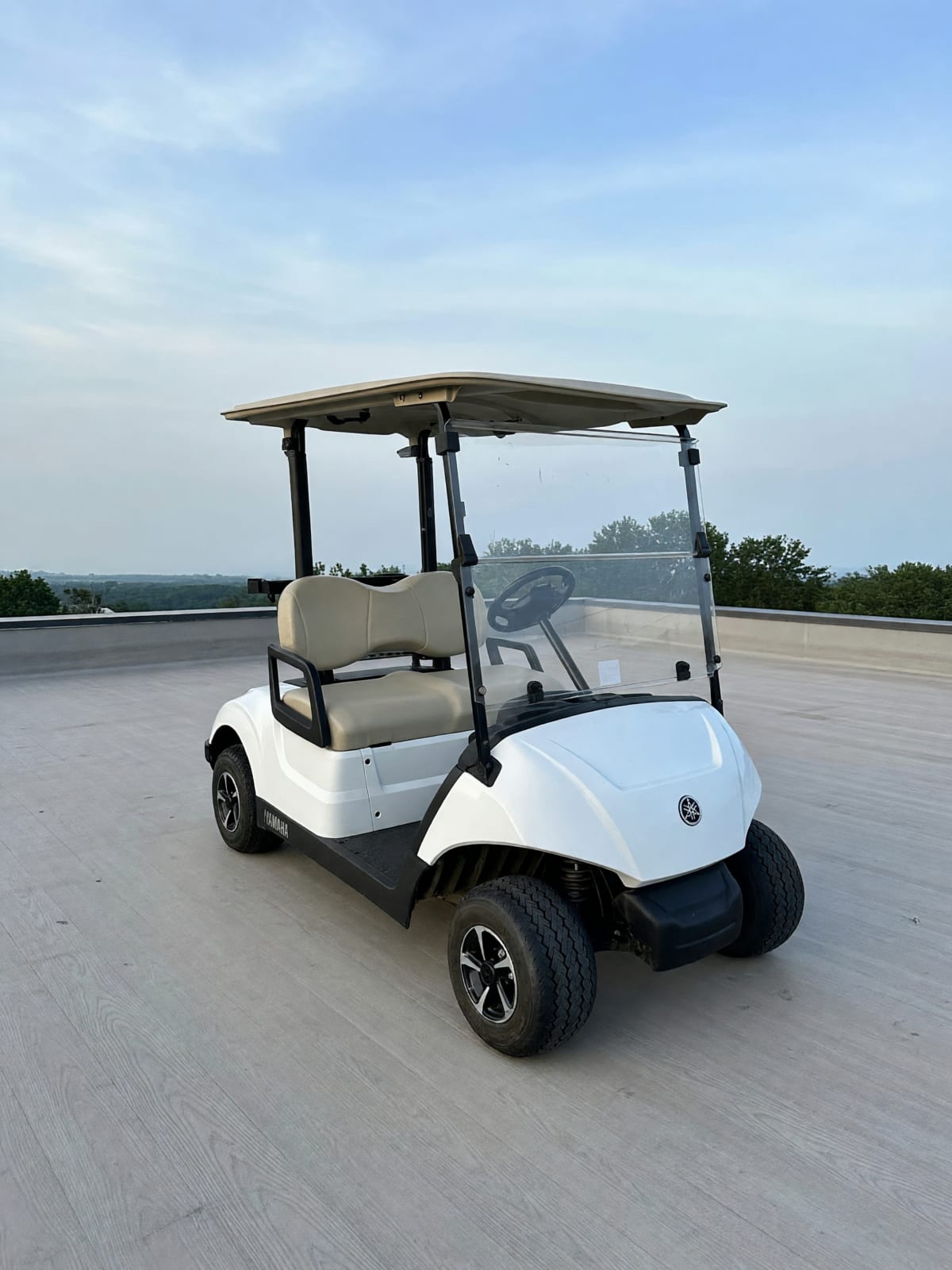 2021 Yamaha Gas Golf Cart in Like New Condition