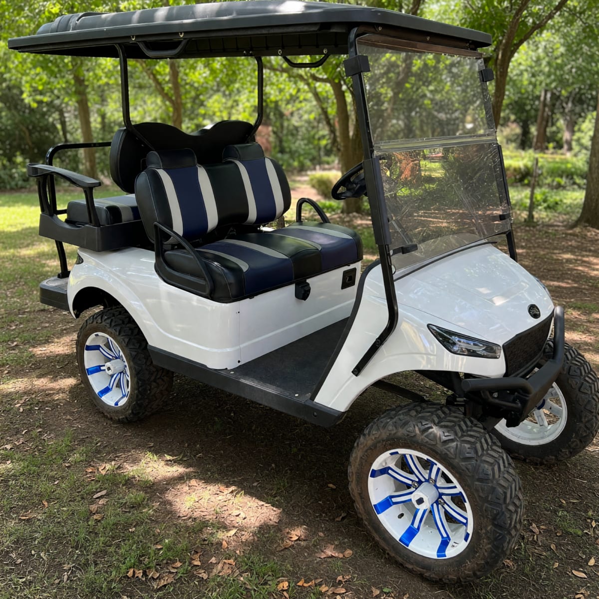 2017 E-Z-GO Freedom TXT 2+2 Elite – Portland, OR