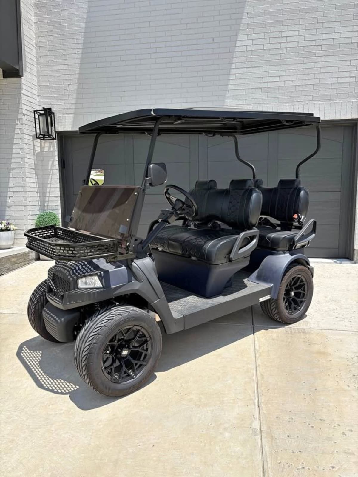 Frontier Golf Carts 2025 Model in Like New Condition – Frisco, TX
