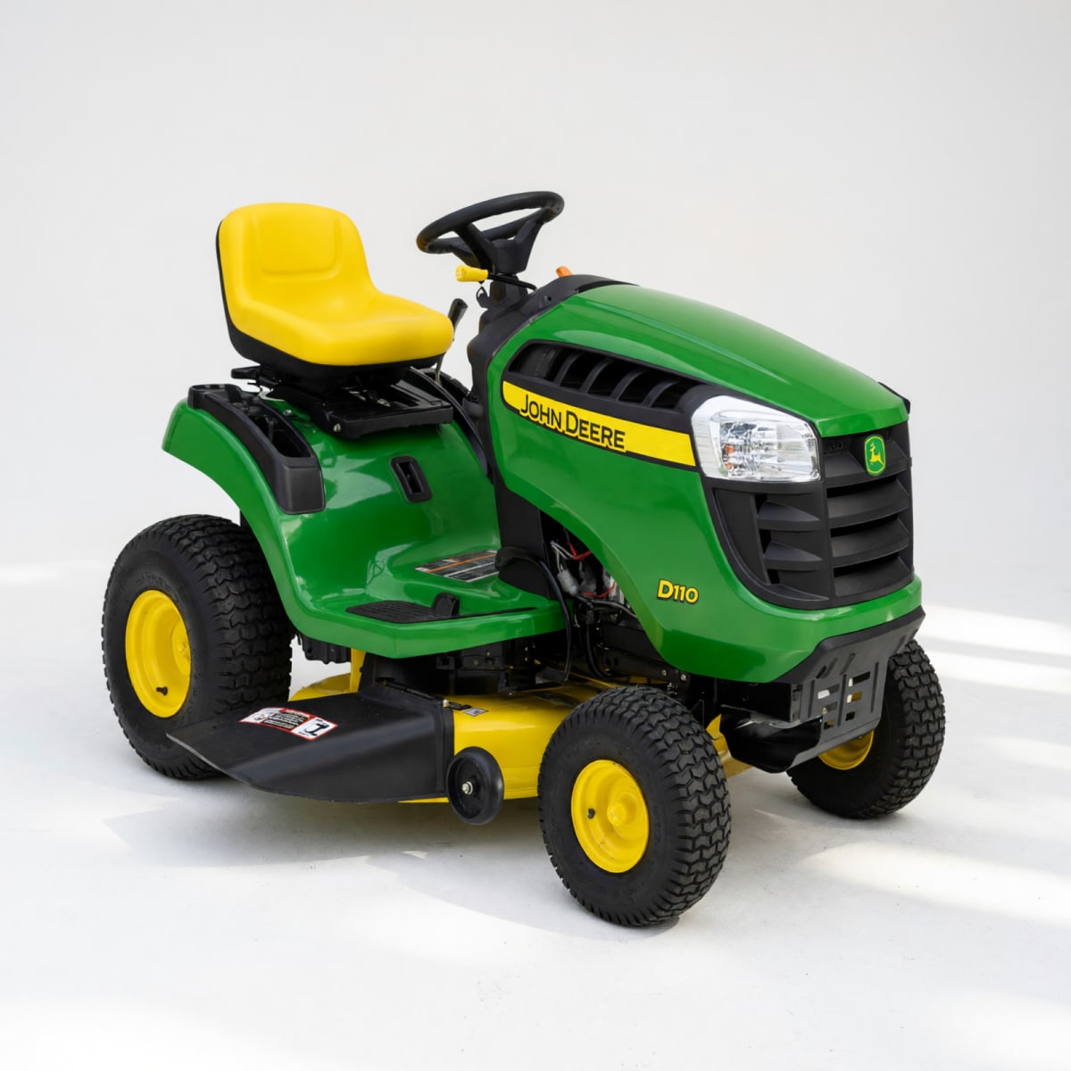 John Deere LA115 – Like New Condition, Meticulously Maintained – Harrisburg, PA