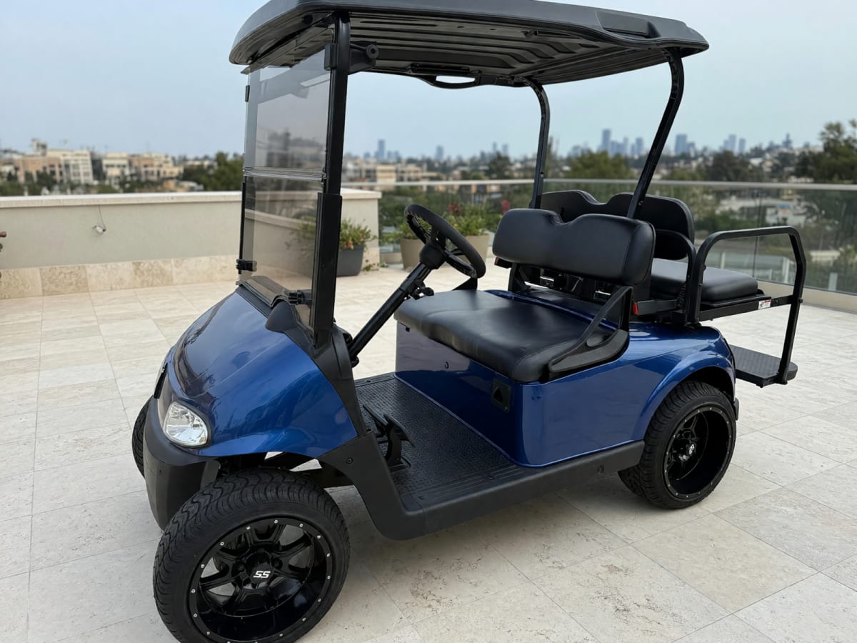 EZ-GO RXV Lithium Golf Cart in Like New Condition – Santa Clarita, CA
