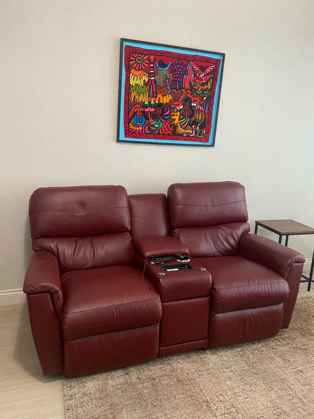 La-Z-Boy Leather Double Recliner – Like New Electric with Console – New Braunfels, TX