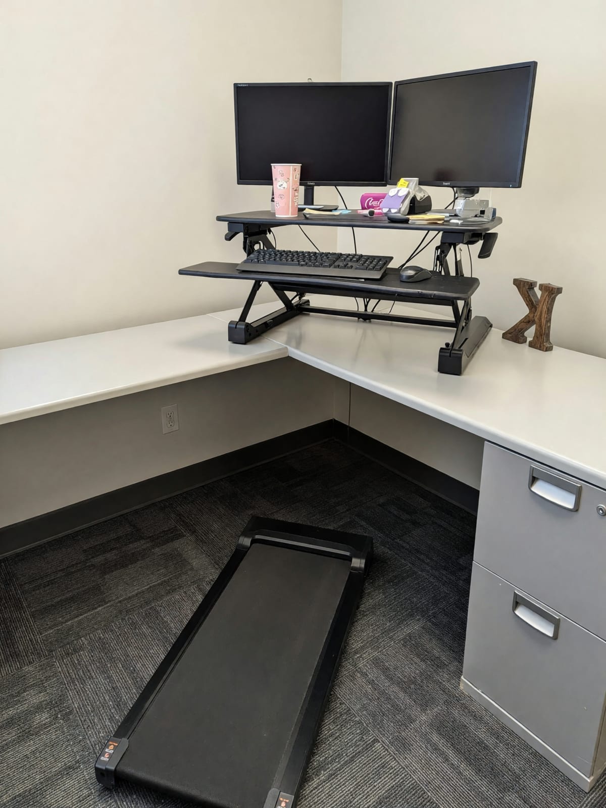 2026 Amazon X2ZF Desk Treadmill – Excellent Condition, Includes Mat – Cleveland, MS