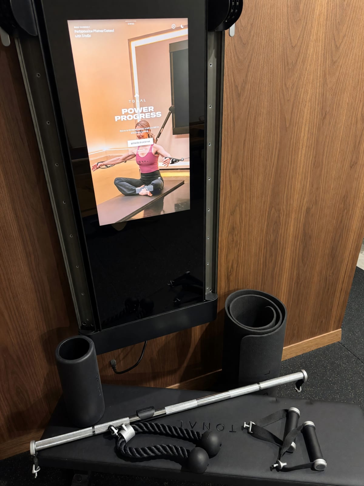 2022 Tonal 1 Smart Home Gym – Good Condition, 200lb Resistance – Plant City, FL