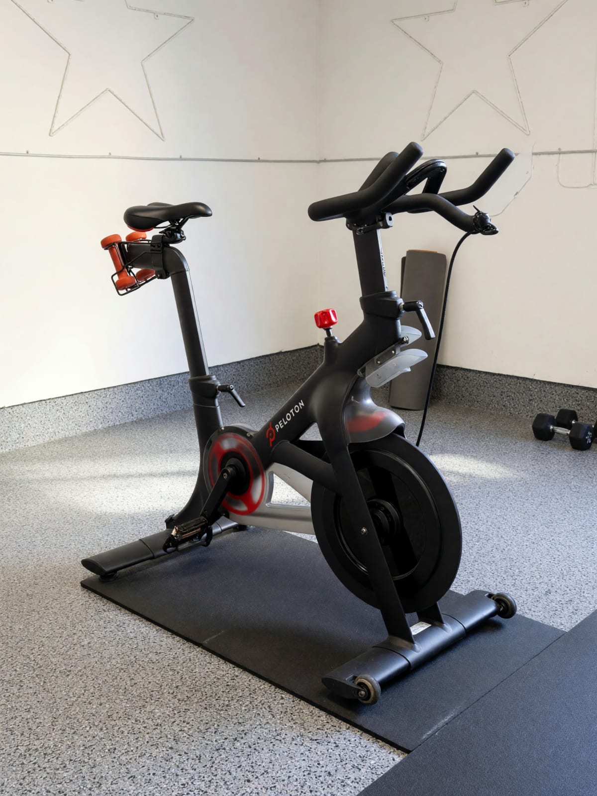 2014 Peloton Original Bike – Good Condition, Includes Shoes & Mat – Stevenson Ranch, CA