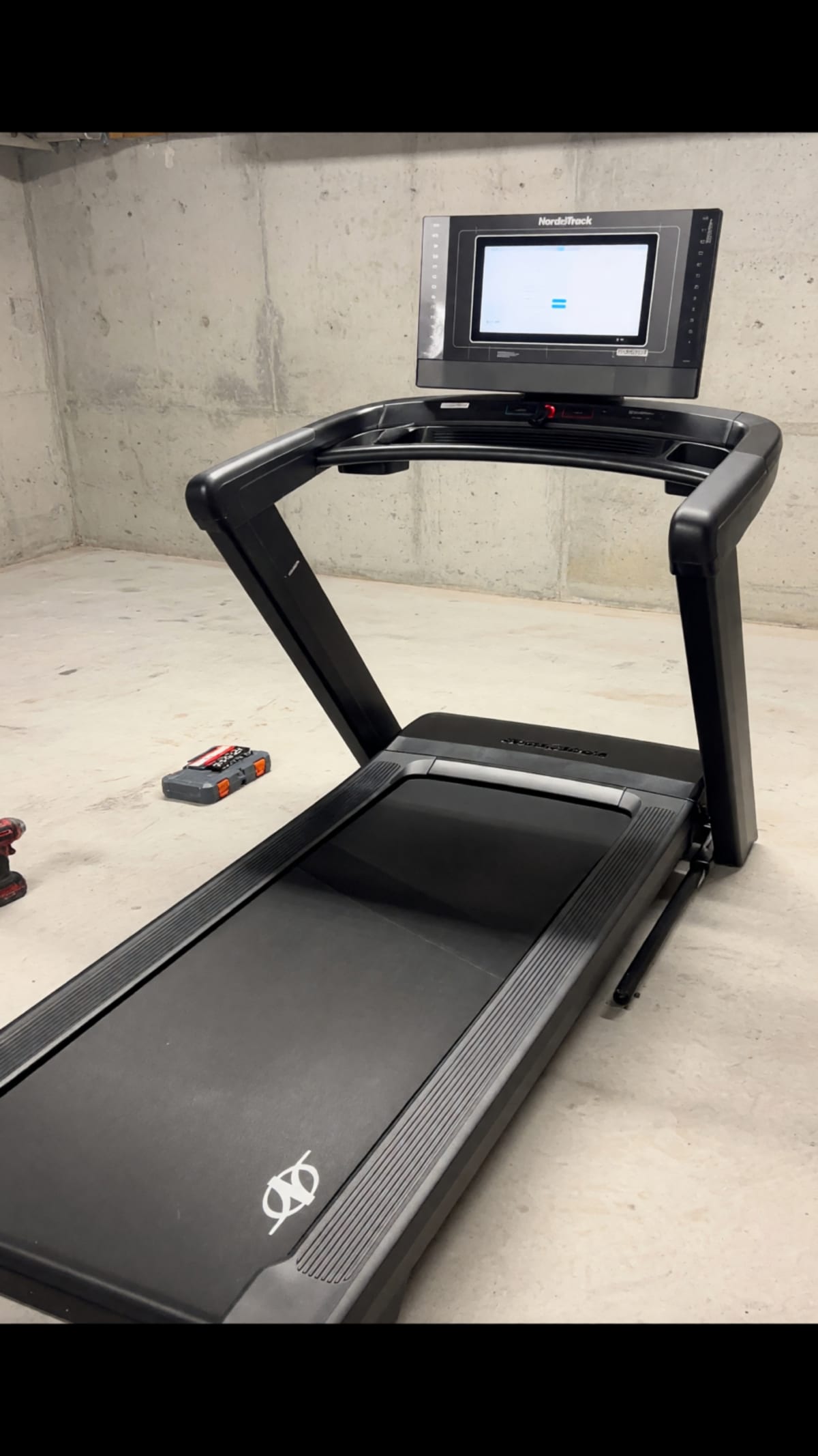 2024 NordicTrack 1750 Treadmill – Like New Condition, 3.5 HP – Manhasset, NY