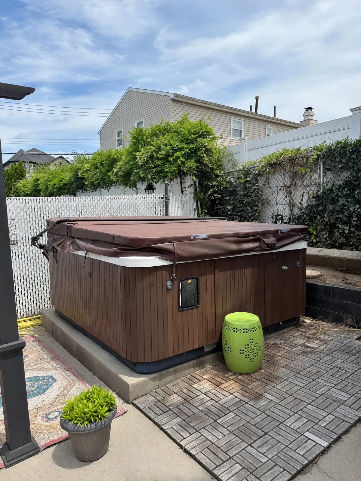 Jacuzzi J495 in Good Condition – Brooklyn, NY