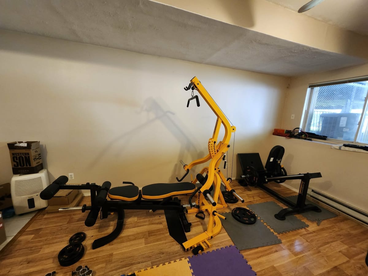 2022 Powertec WB-LS20 All in One Levergym with Workbench / Plates and Accesories. – Staten Island, NY