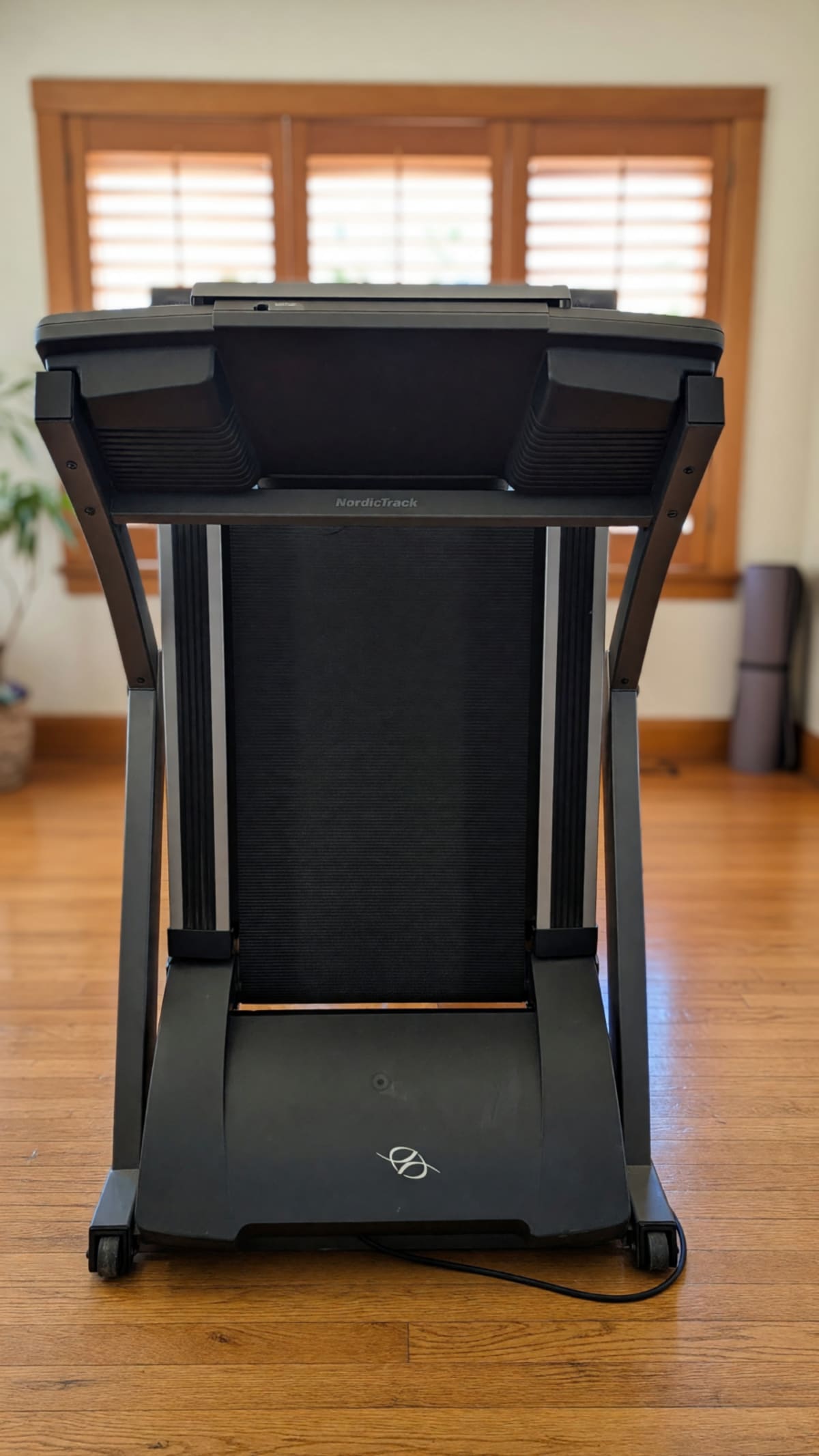 NordicTrack E 3800 Treadmill in Good Condition – Ontario, CA
